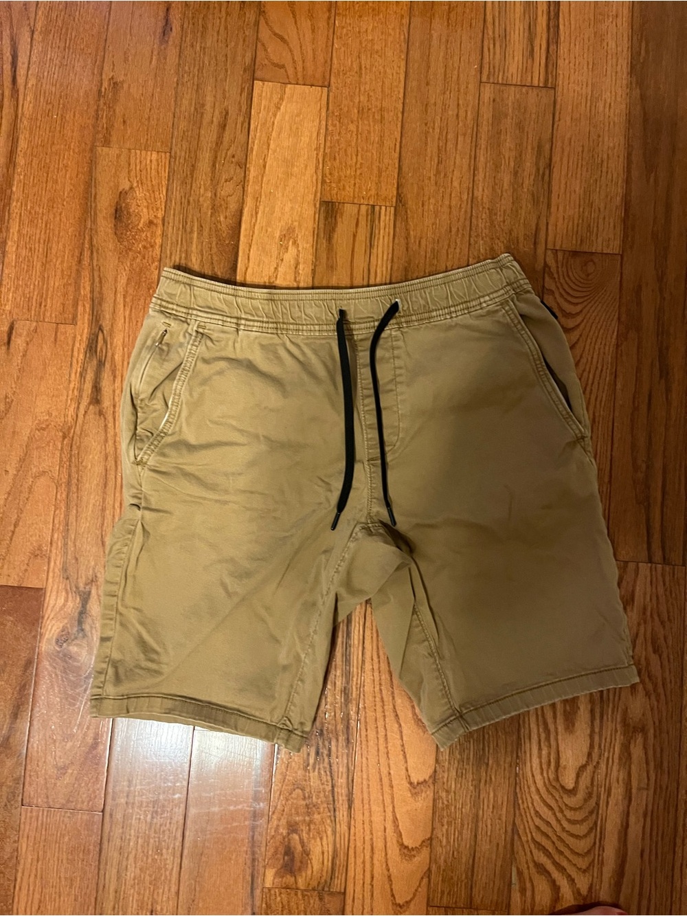 Men’s Hollister draw string shorts size medium